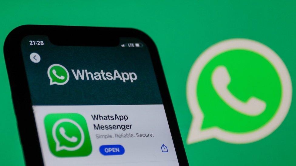 ДСНС запустила гарячу лінію у WhatsApp