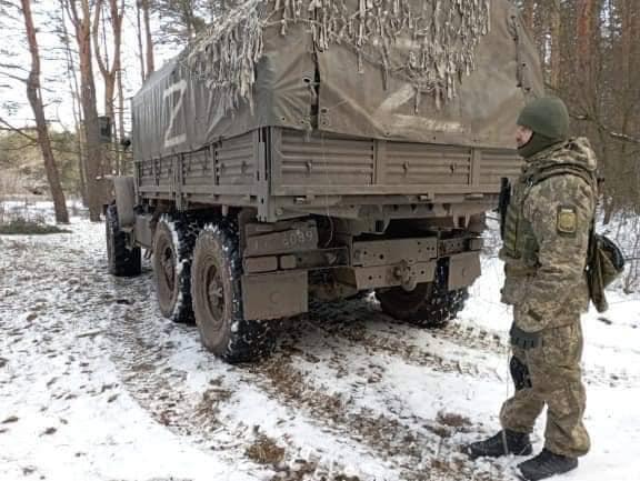 Российская армия деморализована, военные занимается мародерством — Генштаб