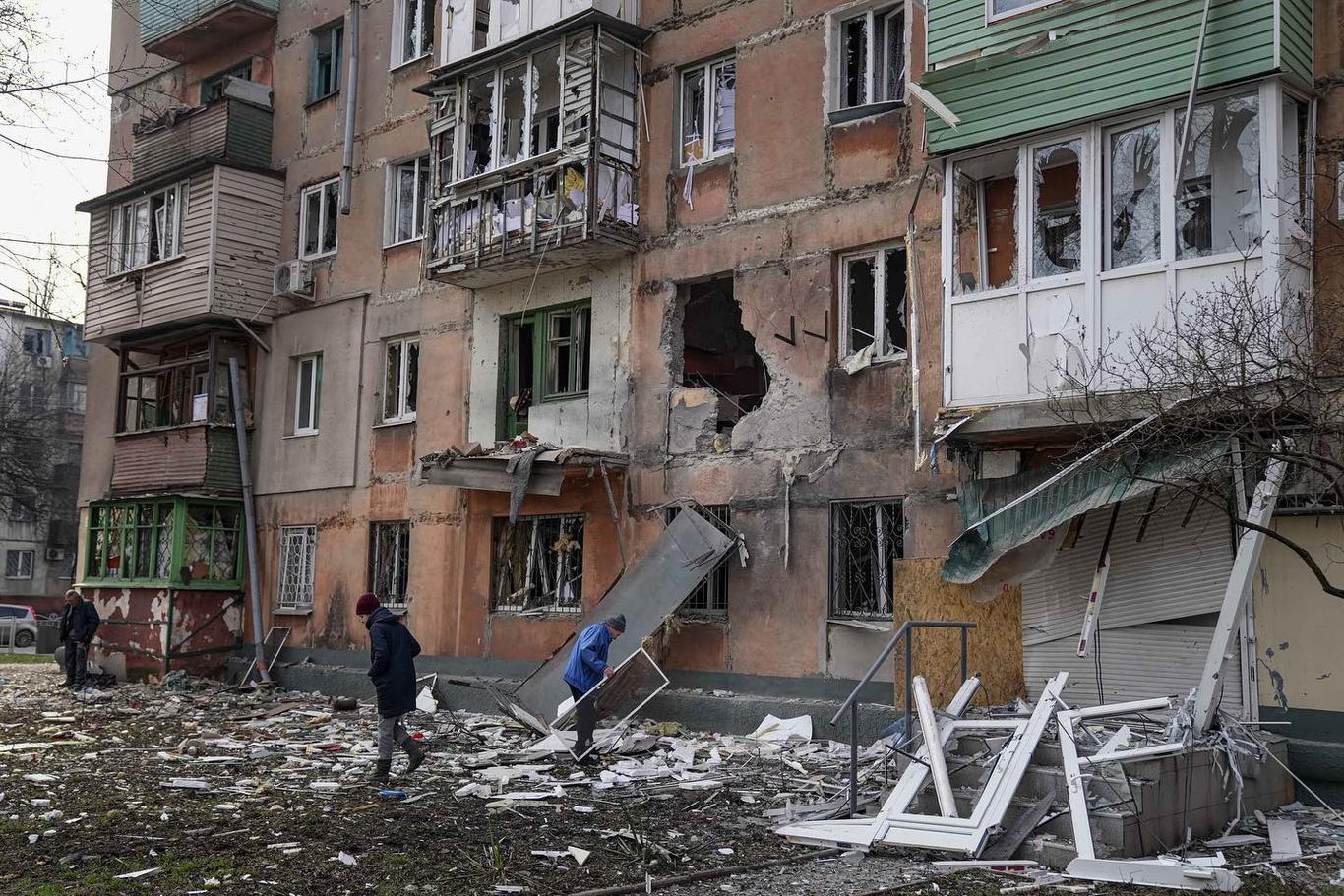 1582 people have been killed in Mariupol