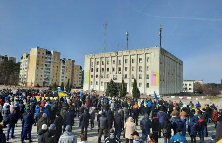 Мешканці Славутича вийшли на акцію протесту проти російських окупантів