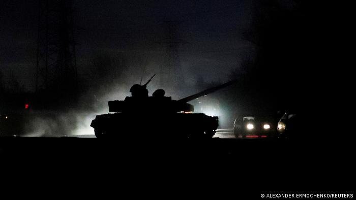 Враг продолжает наступательную операцию, на оккупированной территории пытается установить полицейский режим