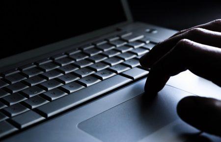 У росії та Білорусі призупинили видачу сертифікатів цифрової безпеки сайтам: передача даних стане менш захищеною