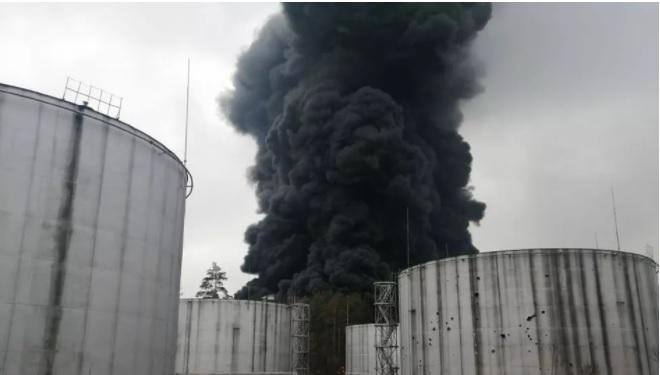 На Волині російські ракети ударили по нафтобазі —  ОДА