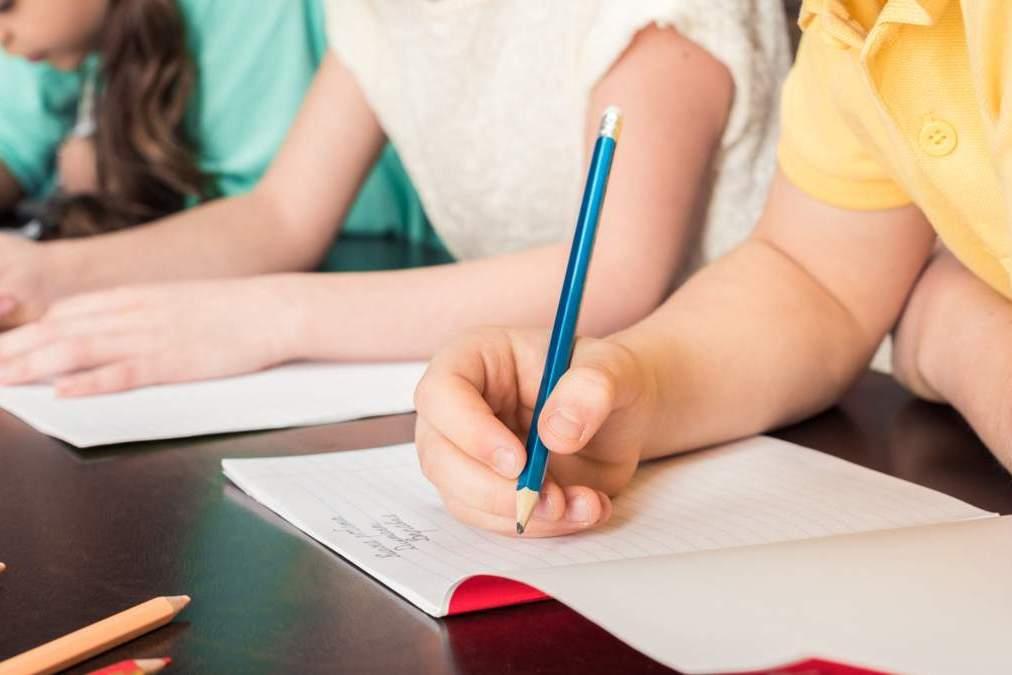 У 13 областях України відновили навчання