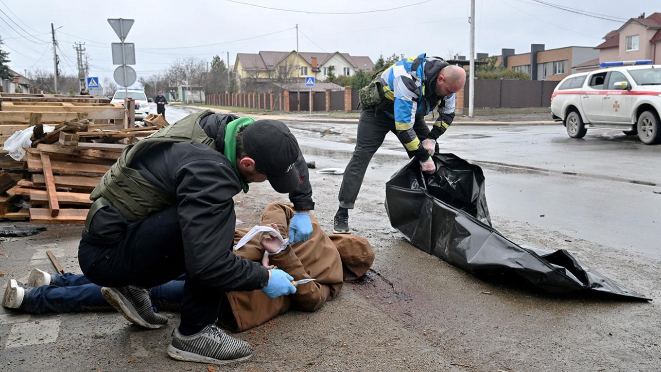 Була вже не одна Буча: масові покарання цивільних — улюблений російський метод придушення спротиву