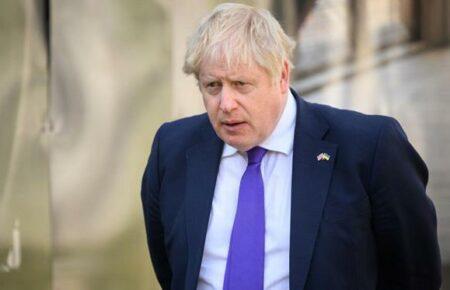 Велика Британія розглядає всі варіанти надання оборонної зброї Україні