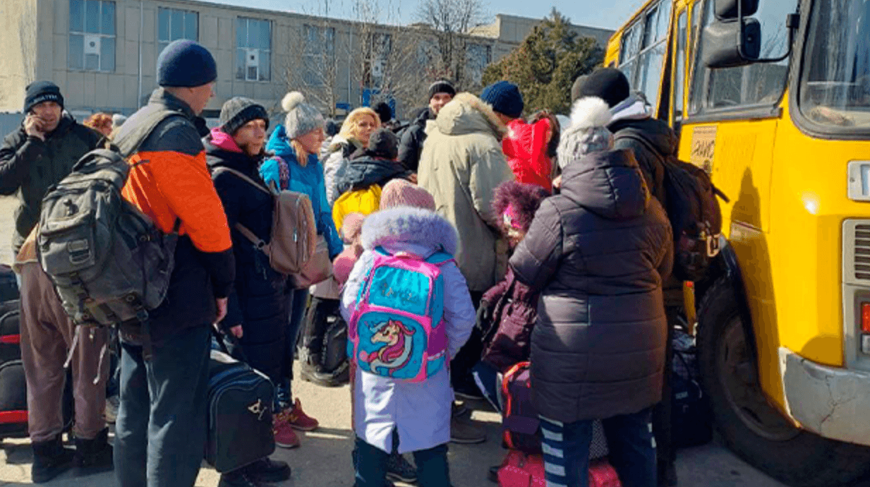 SBU: russian occupiers are using Ukrainian children to reconnoiter the positions of the Armed Forces of Ukraine