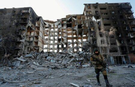 У Маріуполі російські окупанти вбивають цивільних на вулицях, чоловіків примусово «мобілізують» до «ДНР» — радник міськголови