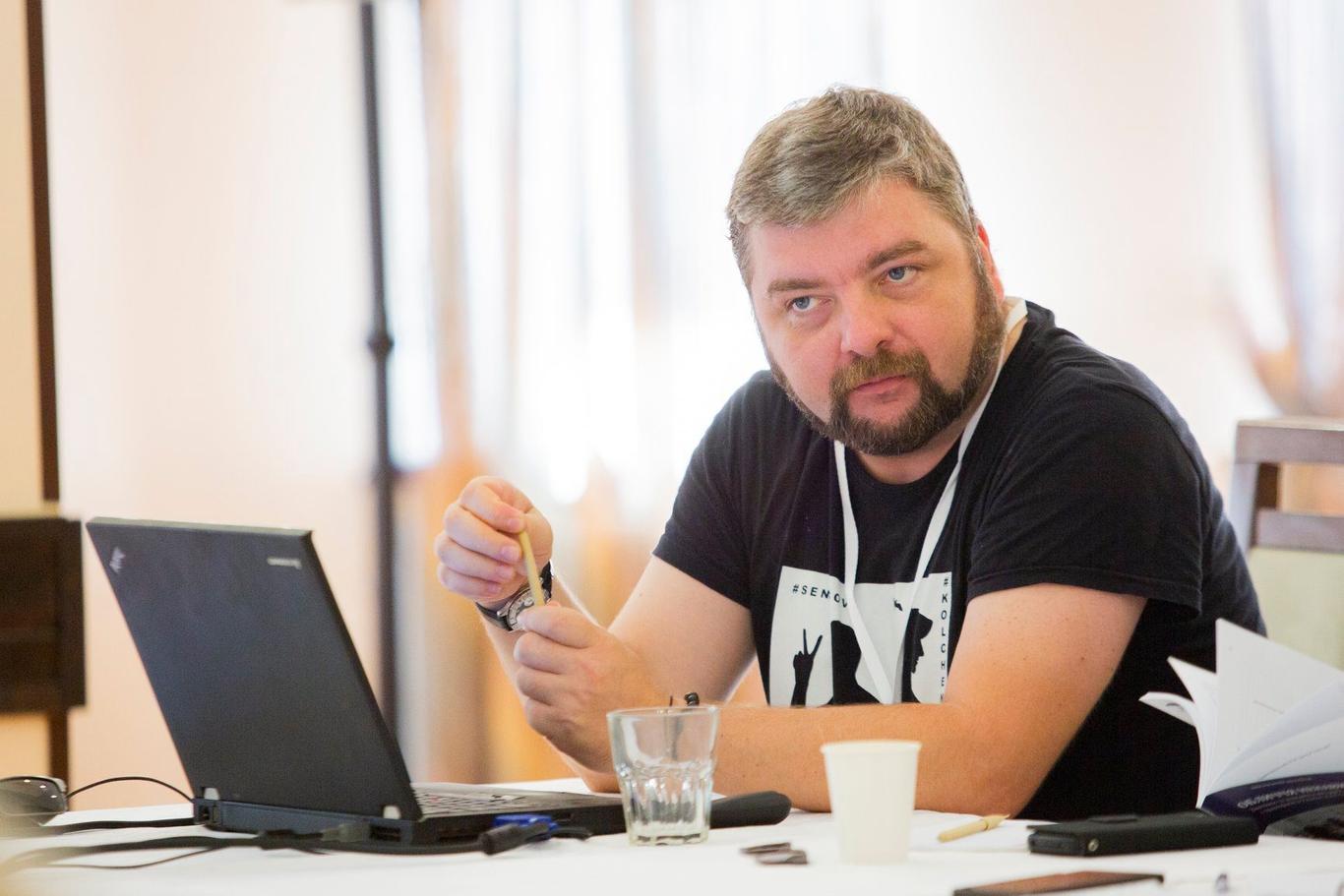 Сьогодні правозахисникові Максиму Буткевичу — 46: вже рік він перебуває у російському полоні