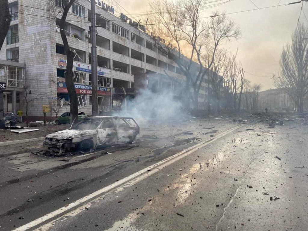 Два маріупольські університети відновлять роботу у Києві та Дніпрі