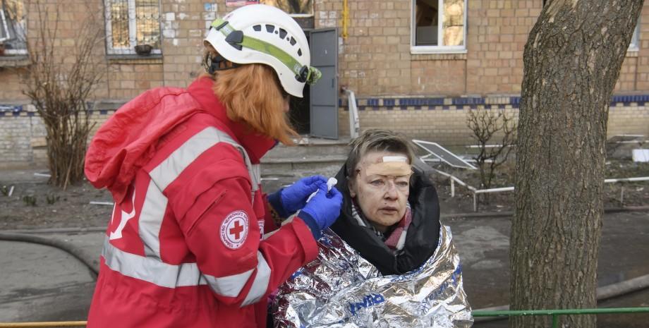 Наші інтерни, студенти та студентки активно допомагають на війні — ректор Луганського медичного університету