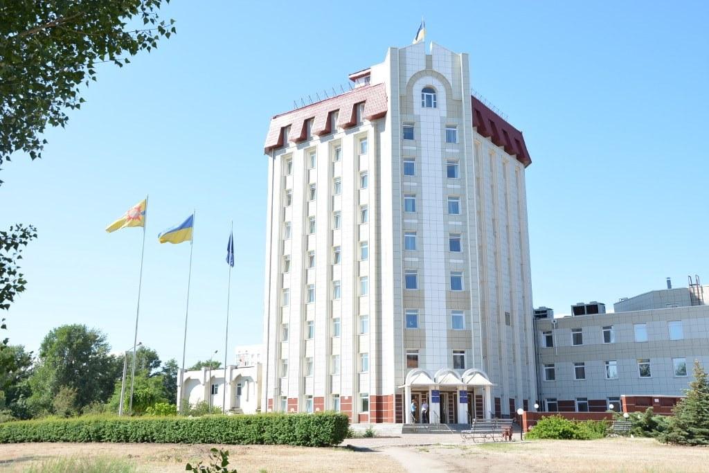 Керувати окупованим Енергодаром призначили колаборантів, які зловживають алкоголем