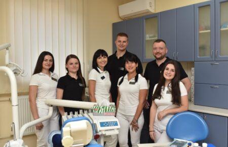 «Ми робимо те, що вміємо найкраще»: як стоматологічна клініка Royal Dental підтримує українців