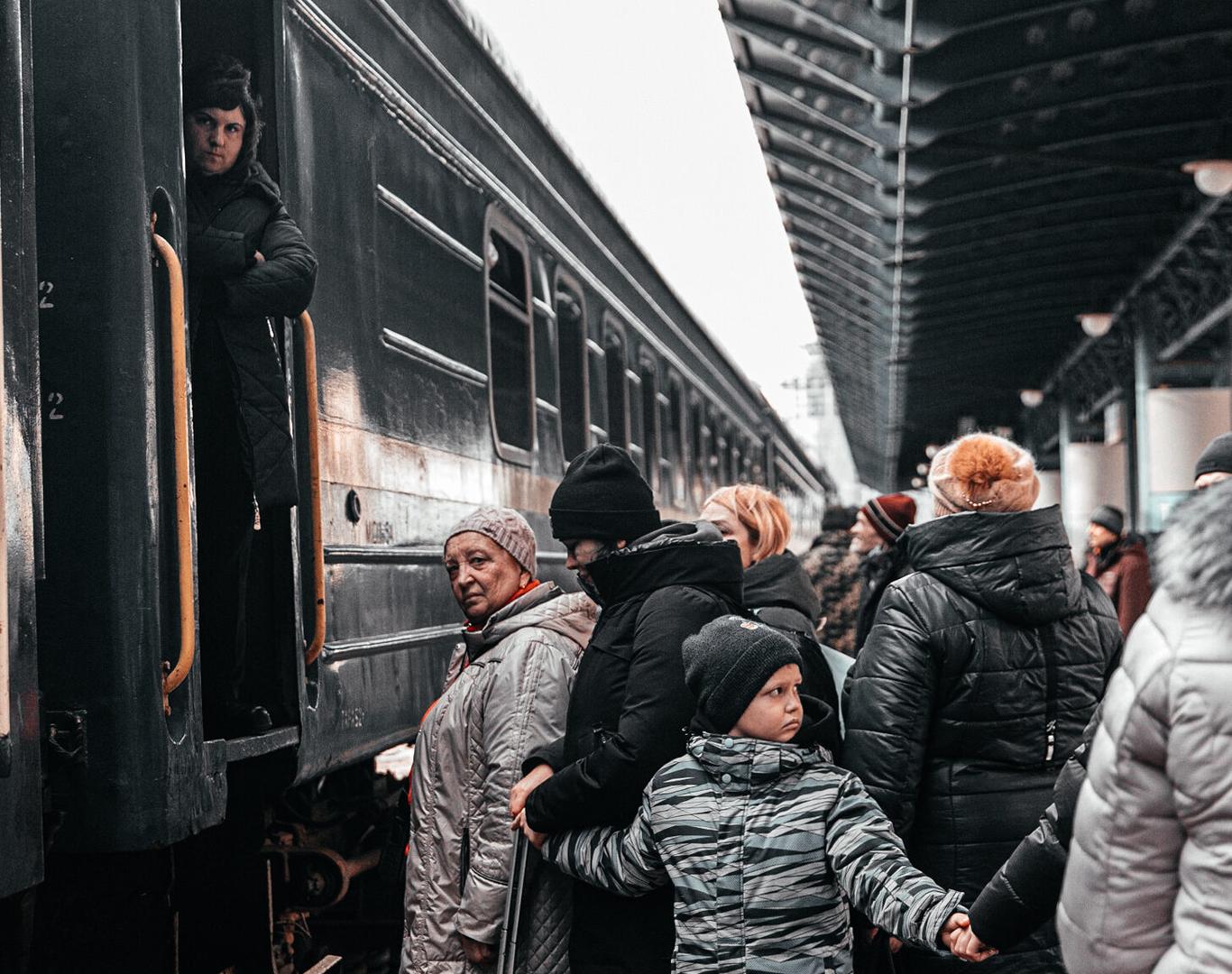 Ті, хто стали переселенцями вдруге, не очікують на швидке завершення війни — Андрій Сухарина