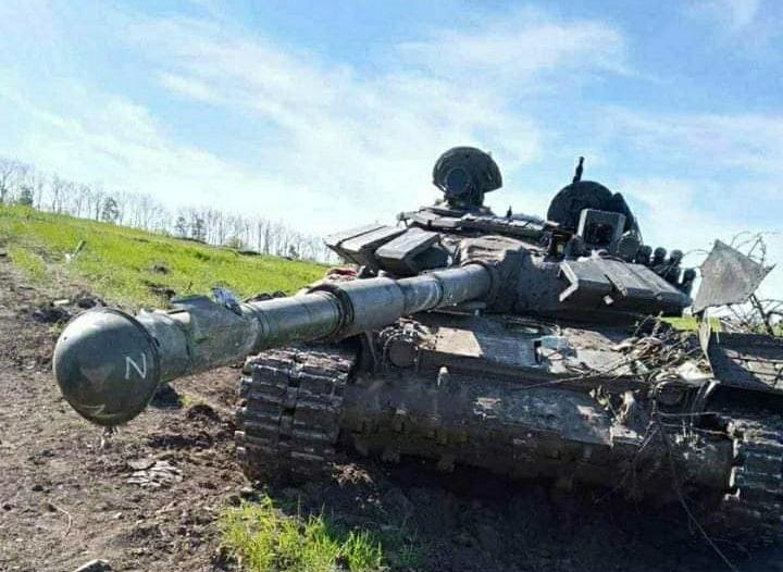 Українські військові відбили 10 атак та знищили чотири танки окупантів на сході