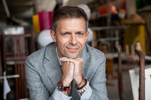 Литовський ведучий зібрав уже 4 з 5 млн євро на «Байрактар» для України