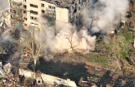 У Маріуполі не вистачає їжі, російські окупанти роздали продукти 6,5% містян