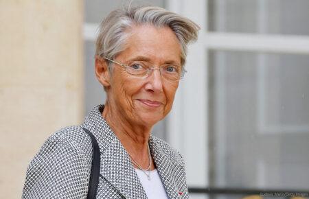 Новою очільницею уряду Франції стане міністерка праці Елізабет Борн