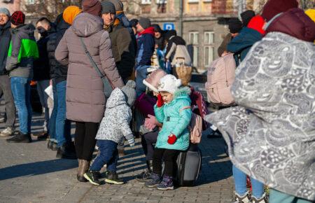 Флешмоб вдячності: Київ пропонує сказати теплі слова країнам, які прийняли українців