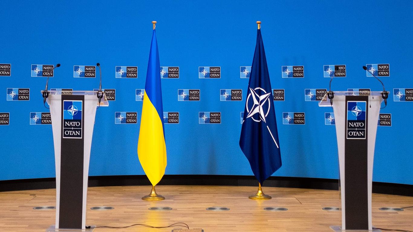 Поки триває війна, Україна не стане членом жодної потужної організації — Магда