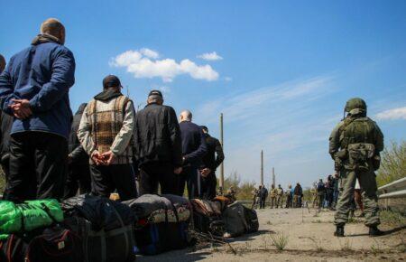 Рідним військовополонених вже телефонують шахраї та обіцяють посприяти обміну за гроші — сестра експолоненого