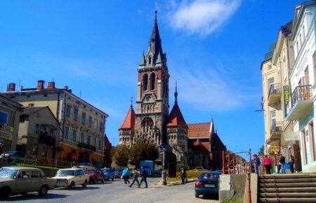 Чортків після вибухів опинився без газопостачання, міськголова закликав не панікувати