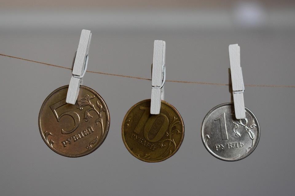 Экономика России в дальнейшем зависит от инвесторов и кредиторов, перед которыми она имеет обязательства — макроэкономист