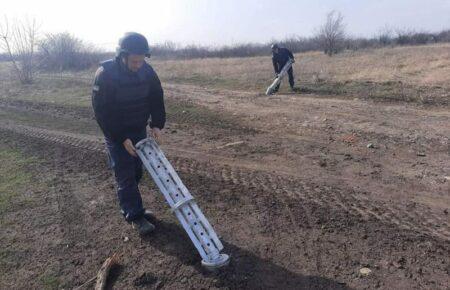 Кожен десятий боєприпас, який росіяни використовують проти України — заборонений — NYT