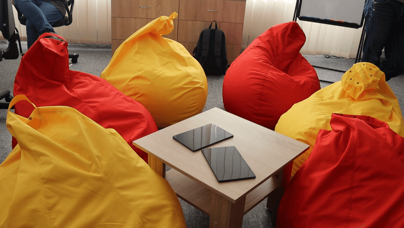 Бесплатно для переселенцев: представители Луганщины открыли коворкинг-центр в Днепре