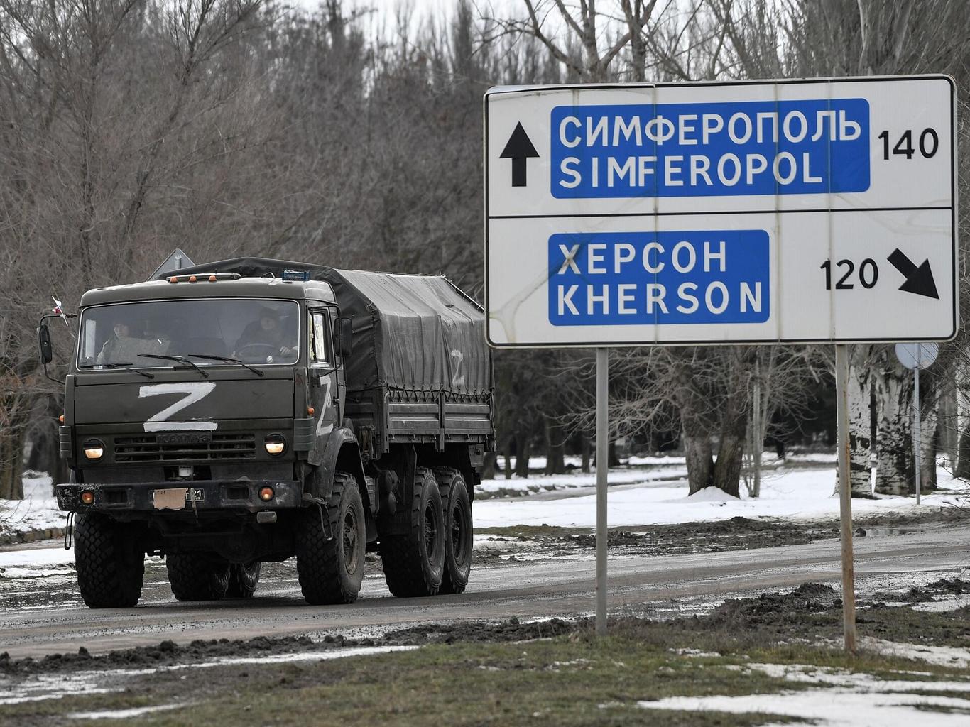 Вчителі та лікарі Херсонщини — фактично заручники — Глєбушкіна