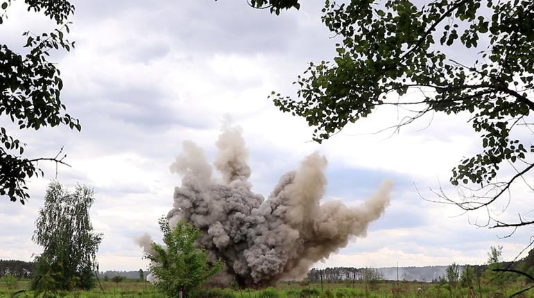 Росія мінує Херсонщину боєприпасами, виготовленими в 1950-х роках — розвідка