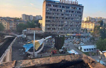 Кількість загиблих після ракетного удару по центру Вінниці зросла до 26 людей