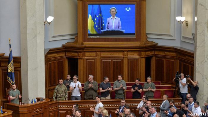 Еврокомиссия призвала Украину «как можно скорее» назначить новых глав САП и НАБУ