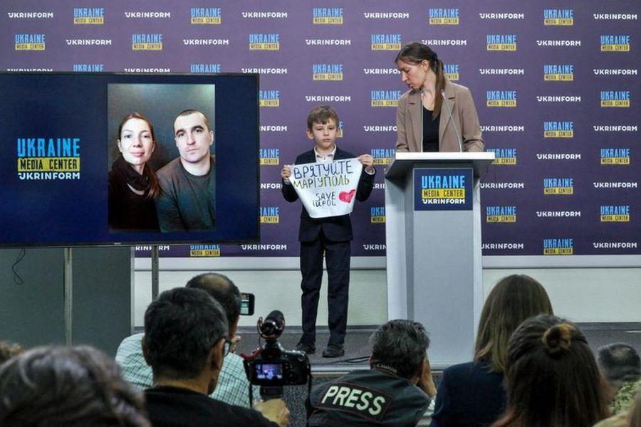 Наші бійці повернулися не з полону, а з того світу — дружина полоненого захисника «Азовсталі»