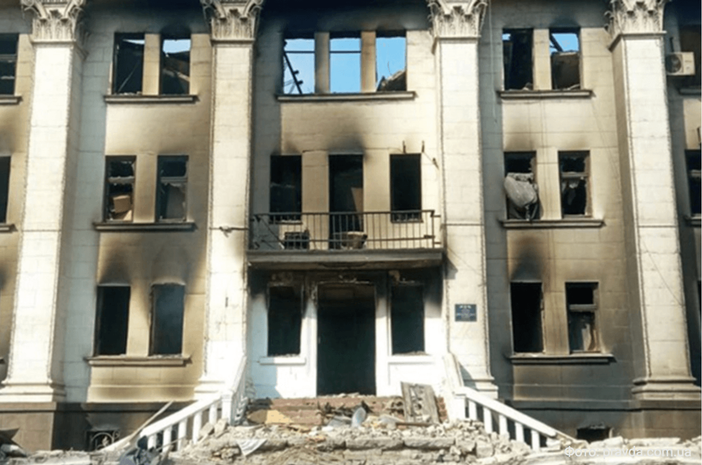 Россия готовит фейк о событиях в мариупольском драмтеатре — разведка 