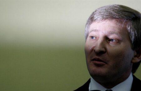 Ахметов просто скидає неліквідні активи: Олег Саакян про вихід олігарха з медійного бізнесу