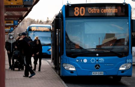 В столичном регионе Финляндии отменяют бесплатный проезд для украинцев — «больше нет оснований»