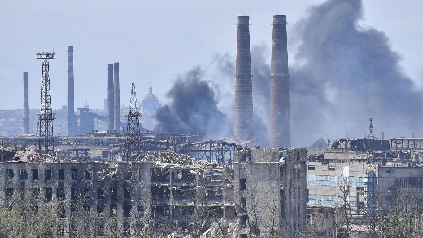 Їли ми один раз на день. Розтовчена в воді консерва — такий був суп — Наталя про життя в бункері Азовсталі