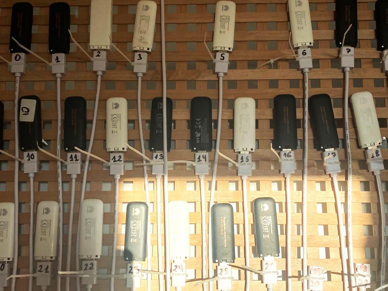 СБУ заявляє про ліквідацію мільйонної ботоферми однієї з українських політсил