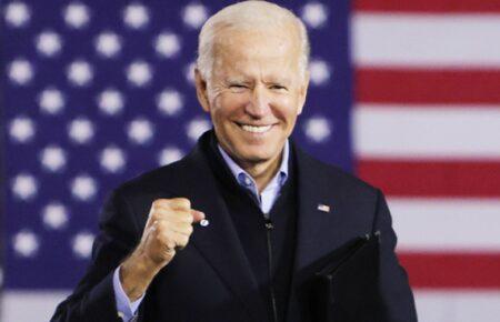 Байден привітав Україну з Днем Незалежності й оголосив про найбільший транш допомоги