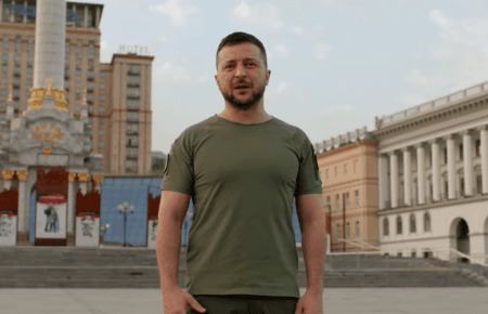 Зеленський привітав українців з Днем Незалежності