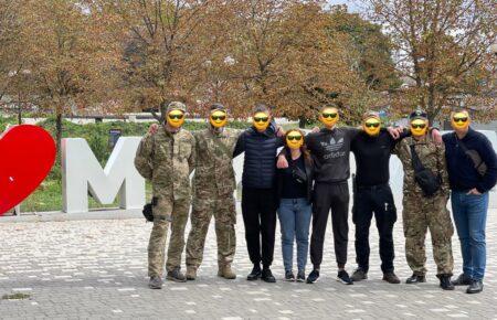 Переховувалися в окупації пів року — на підконтрольну територію повернулися троє морпіхів