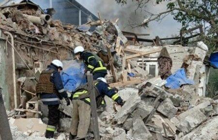 Ракетний удар по Первомайському на Харківщині: загинули 7 людей — ДСНС