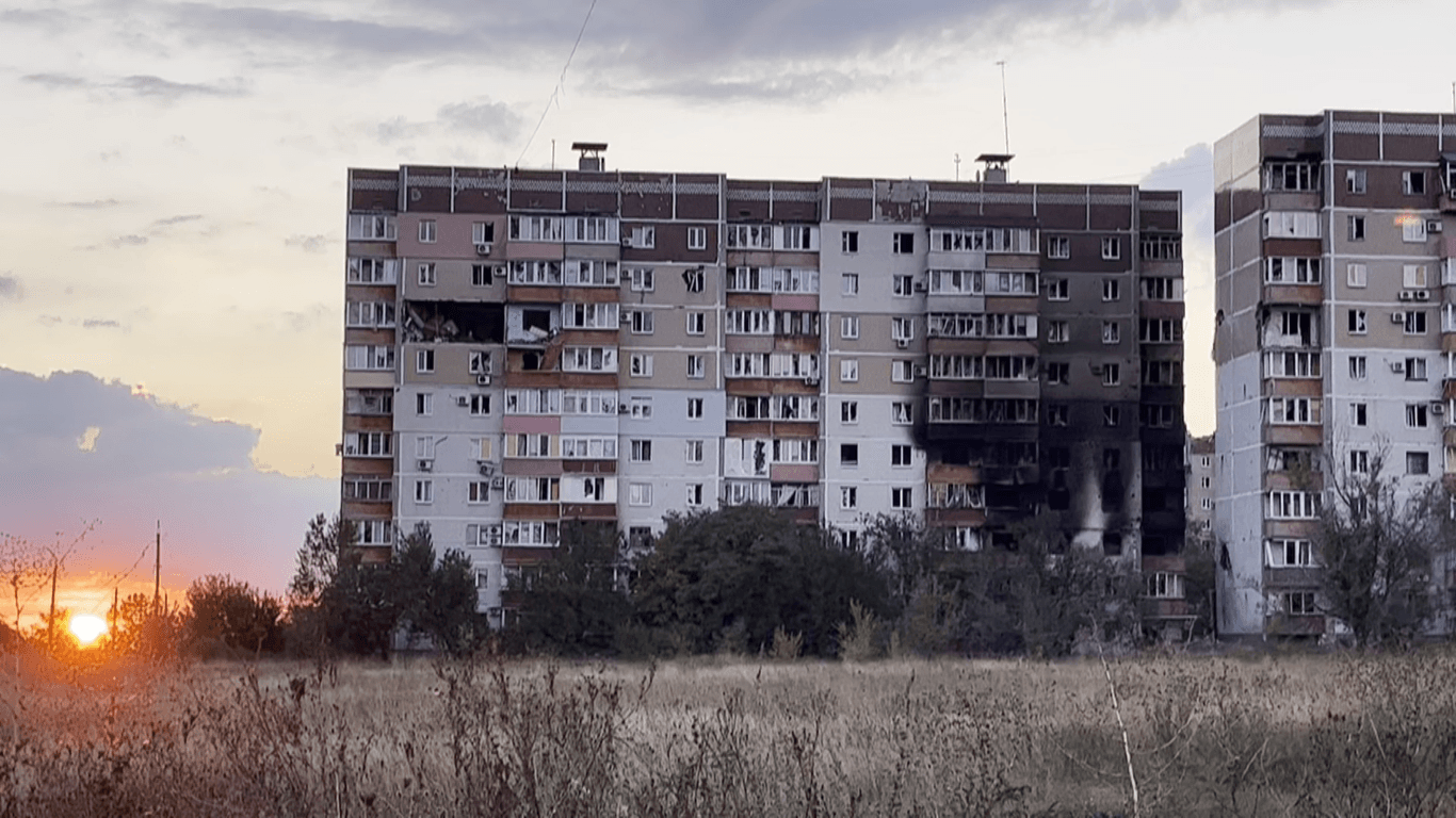 Не было ни воды, ни хлеба: жители Угледара голодали две недели, пока к ним приехали волонтеры (фото)