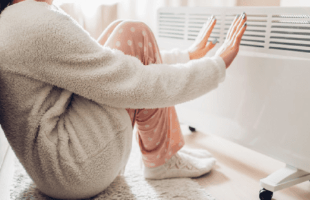 Як увімкнути обігрівач і не спалити квартиру: поради експерта