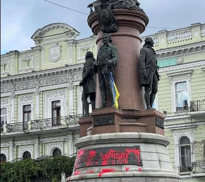 Пам'ятник Катерині II таки приберуть з центру Одеси