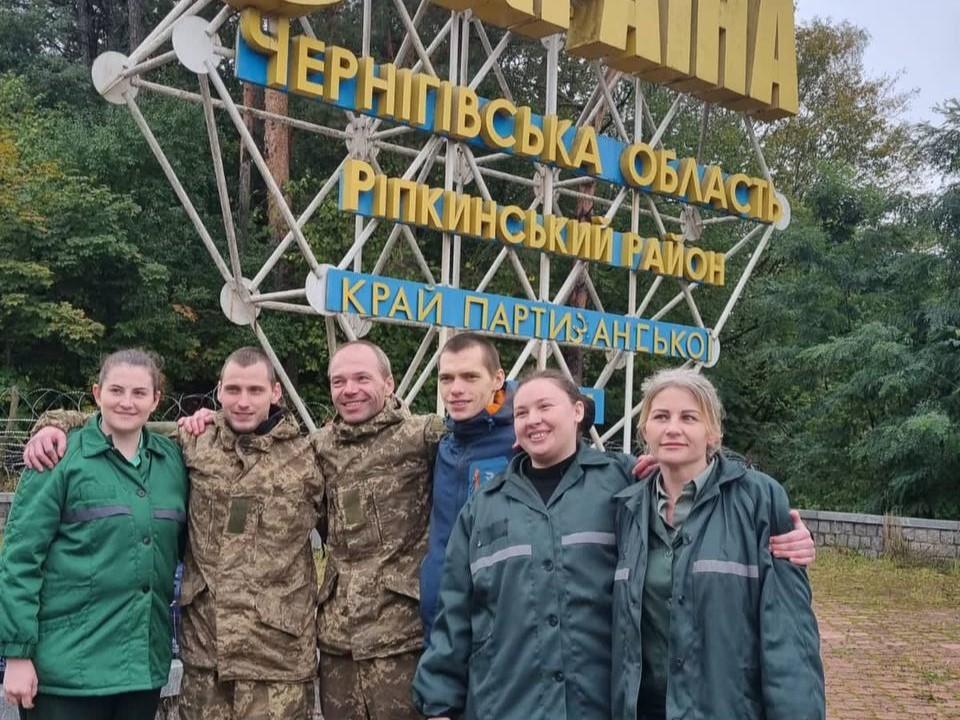 Україна звільнила з полону росіян чотирьох морпіхів і двох цивільних