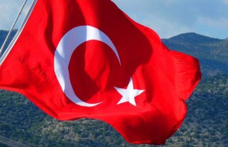 Туреччина виставила нову вимогу для проходження нафтових танкерів через Босфор та Дарданелли