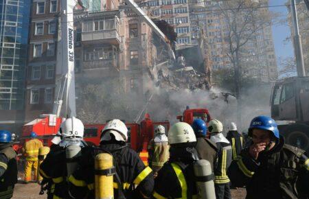 Атака Киева дронами: из-под завалов дома извлекли еще одну погибшую