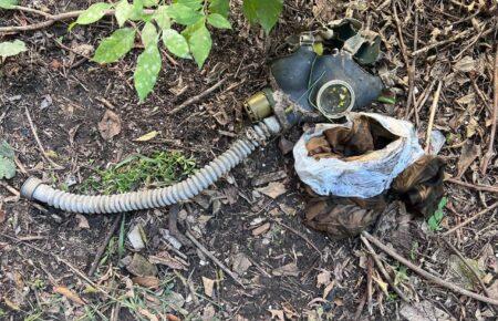 «Людей закопували заживо і викопували» — у поліції розповіли про ще одну катівню росіян на Харківщині